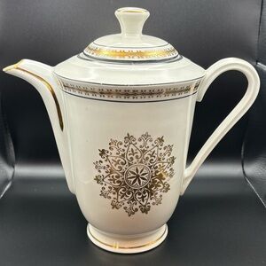 Antique Porclain Tea Pot, Pillivyut Made in France